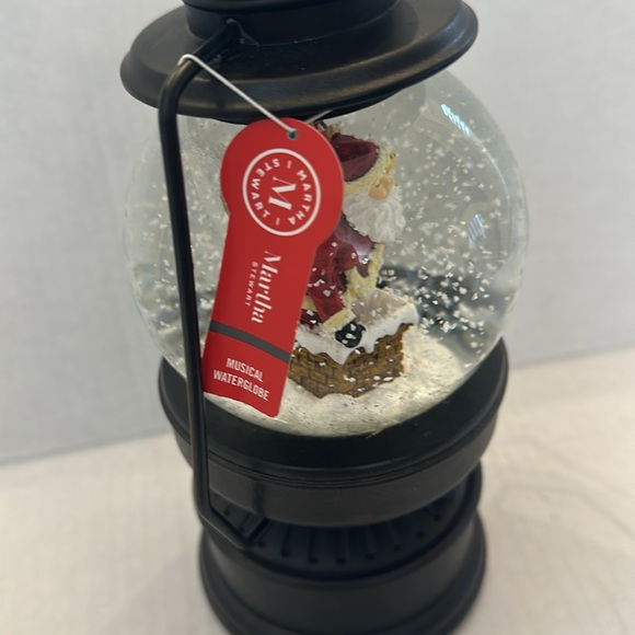 Martha Stewart Lantern Santa Snowglobe Waterglobe Musical Globe - Picture 3 of 7